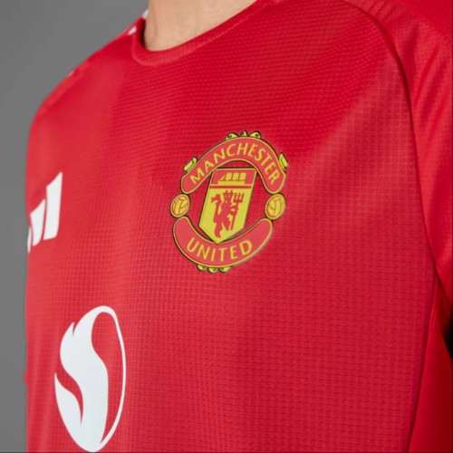 Manchester United Home Jersey 24/25 thumbnail